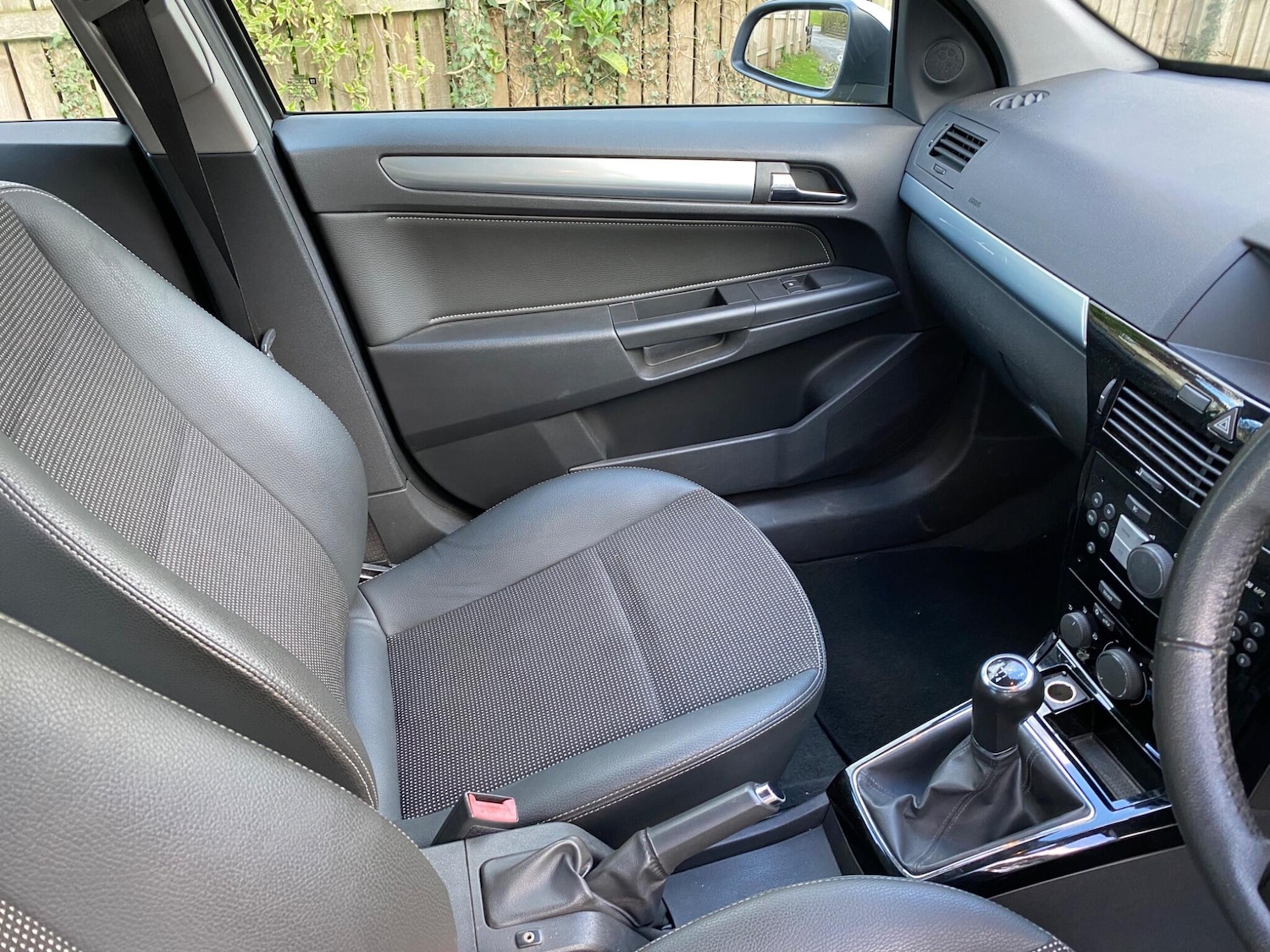 Used Vauxhall Astra 2009 for sale - 76362281: Photo 16