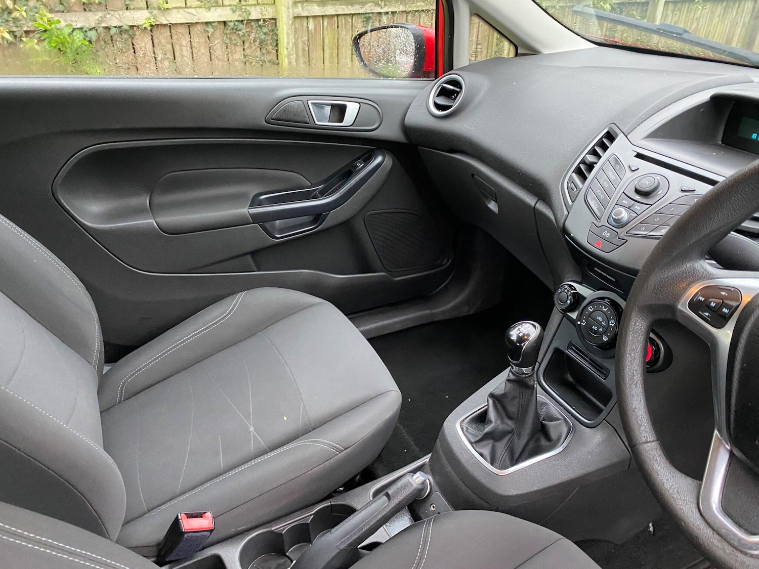 Used Ford Fiesta 2014 for sale - 76552102: Photo 22