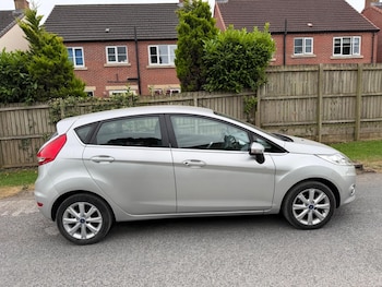 Used Ford Fiesta 2011 for sale - 79059888: Photo