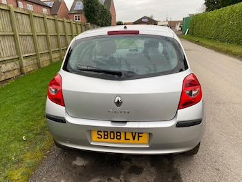 Used Renault Clio 2008 for sale - 76842332: Photo