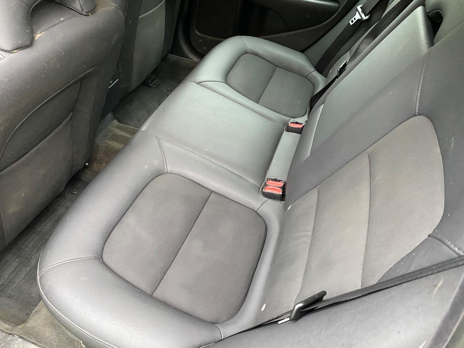 Used Volvo V70 2010 for sale - 76842322: Photo 20