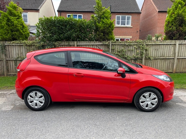Used Ford Fiesta 2012 for sale - 76165103: Photo 4