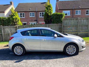 Used Vauxhall Astra 2014 for sale - 75700757: Photo