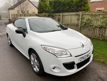 Used Renault Megane 2012 for sale - 76966905: Photo