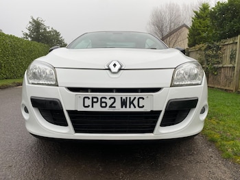 Used Renault Megane 2012 for sale - 76966905: Photo