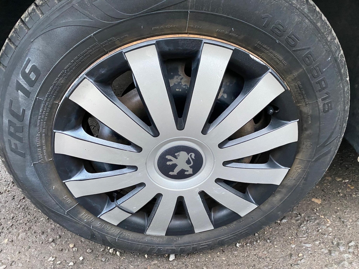 Used Peugeot 208 2014 for sale - 77276734: Photo 13