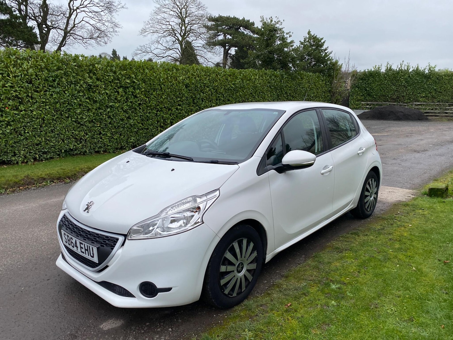 Used Peugeot 208 2014 for sale - 77276734: Photo 8