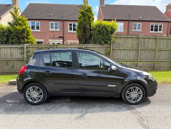 Used Renault Clio 2011 for sale - 78554336: Photo