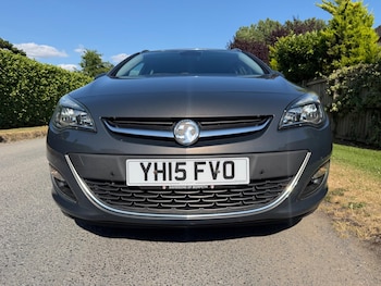 Used Vauxhall Astra 2015 for sale - 79147464: Photo