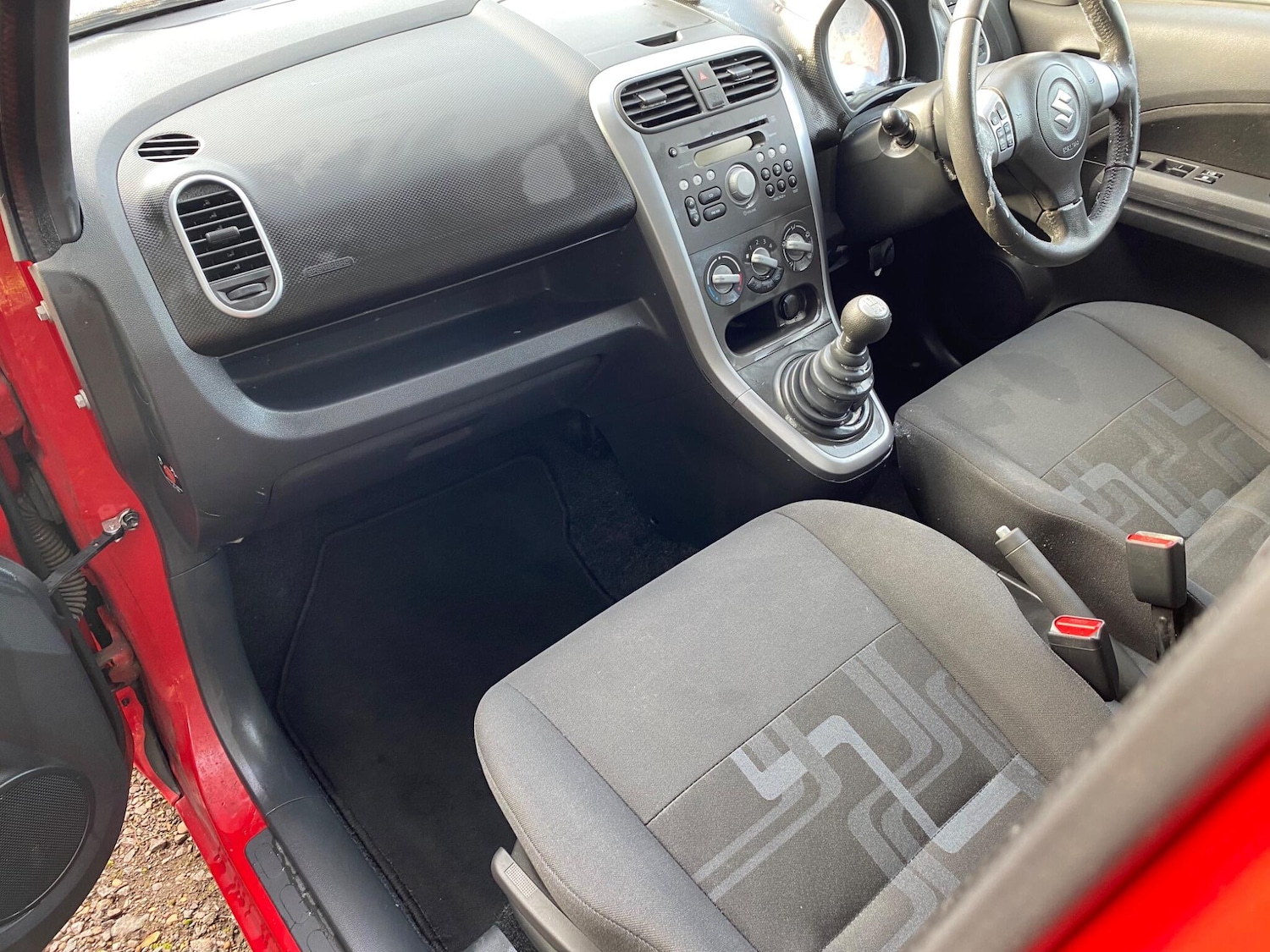 Used Suzuki Splash 2012 for sale - 76120135: Photo 16