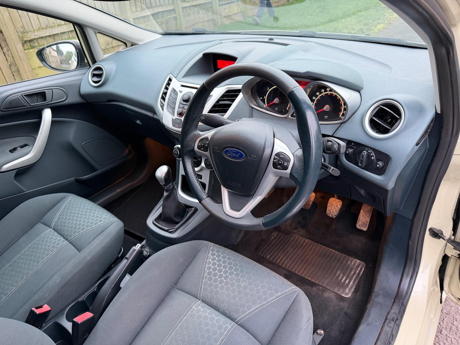 Used Ford Fiesta 2009 for sale - 77092807: Photo 11