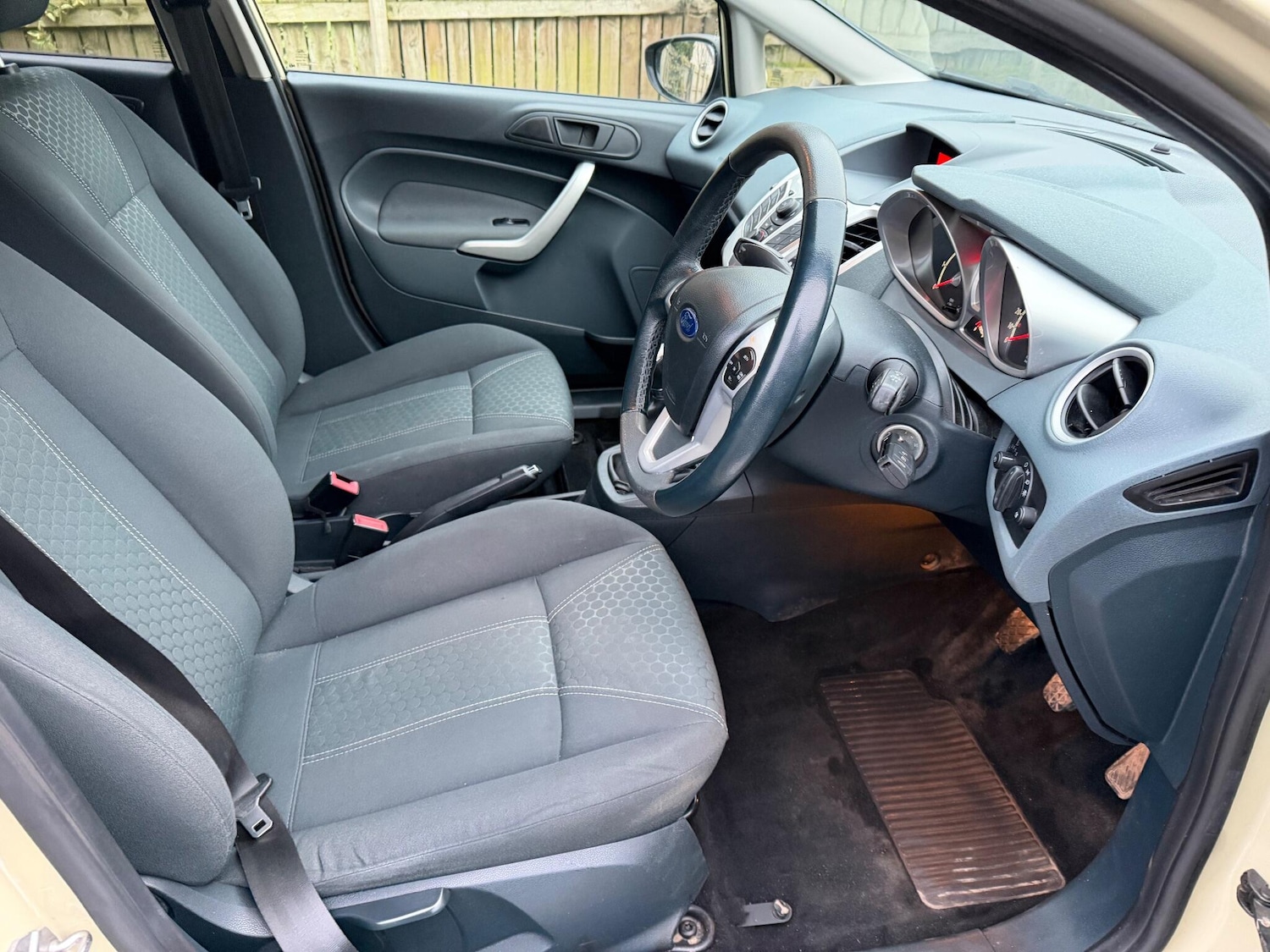 Used Ford Fiesta 2009 for sale - 77092807: Photo 17