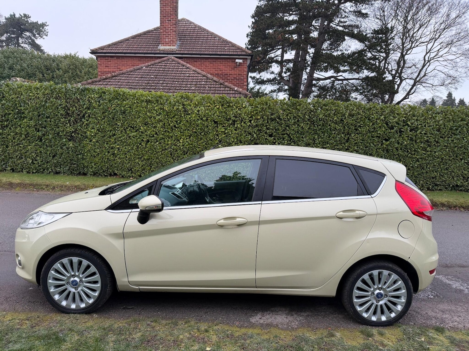 Used Ford Fiesta 2009 for sale - 77092807: Photo 8