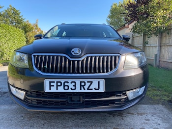 Used Skoda Octavia 2013 for sale - 76243566: Photo