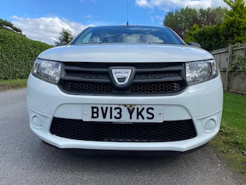 Used Dacia Sandero 2013 for sale - 76034225: Photo
