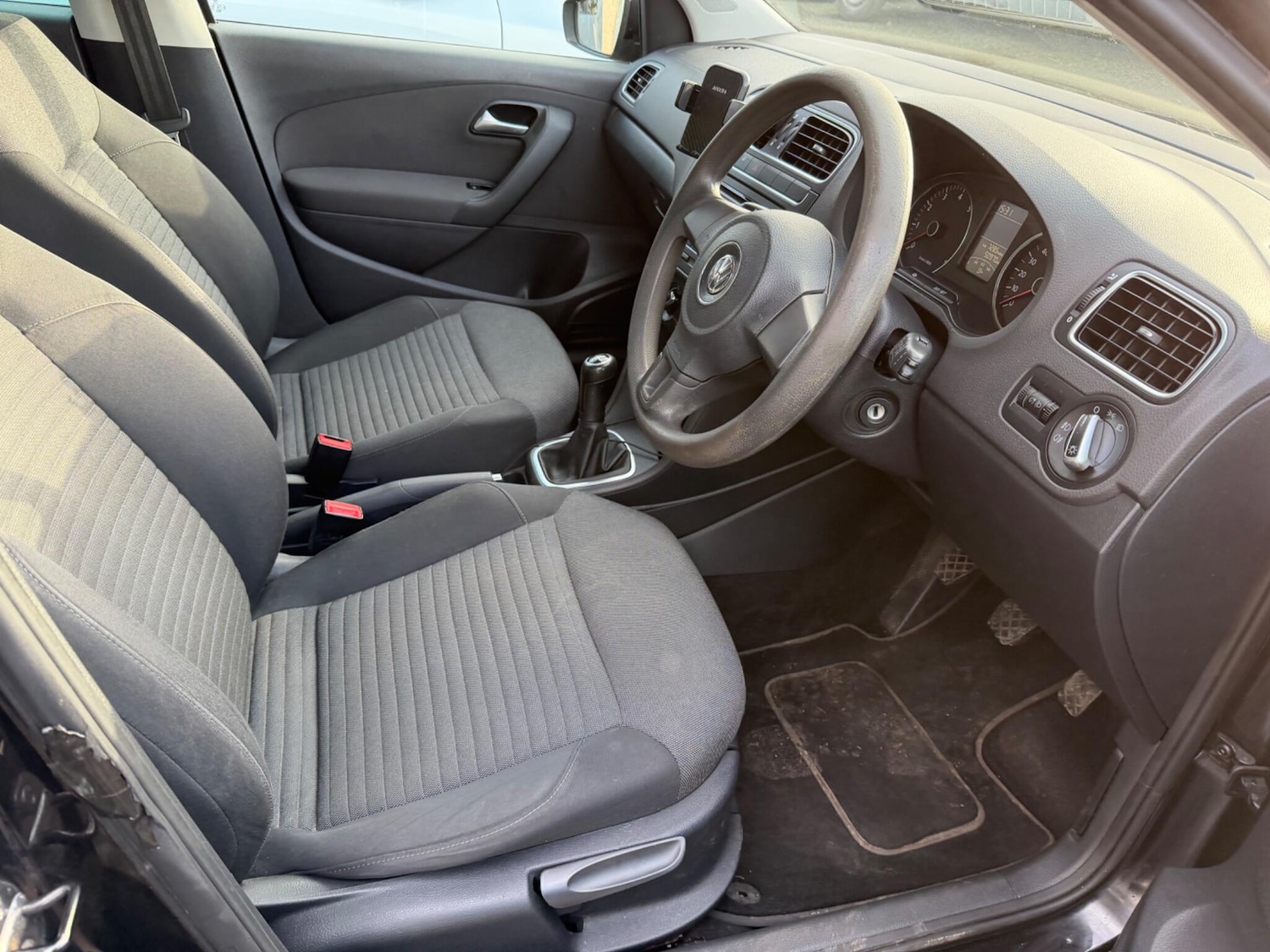 Used Volkswagen Polo 2012 for sale - 77654068: Photo 15