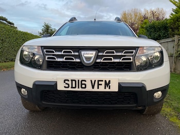 Used Dacia Duster 2016 for sale - 76351421: Photo