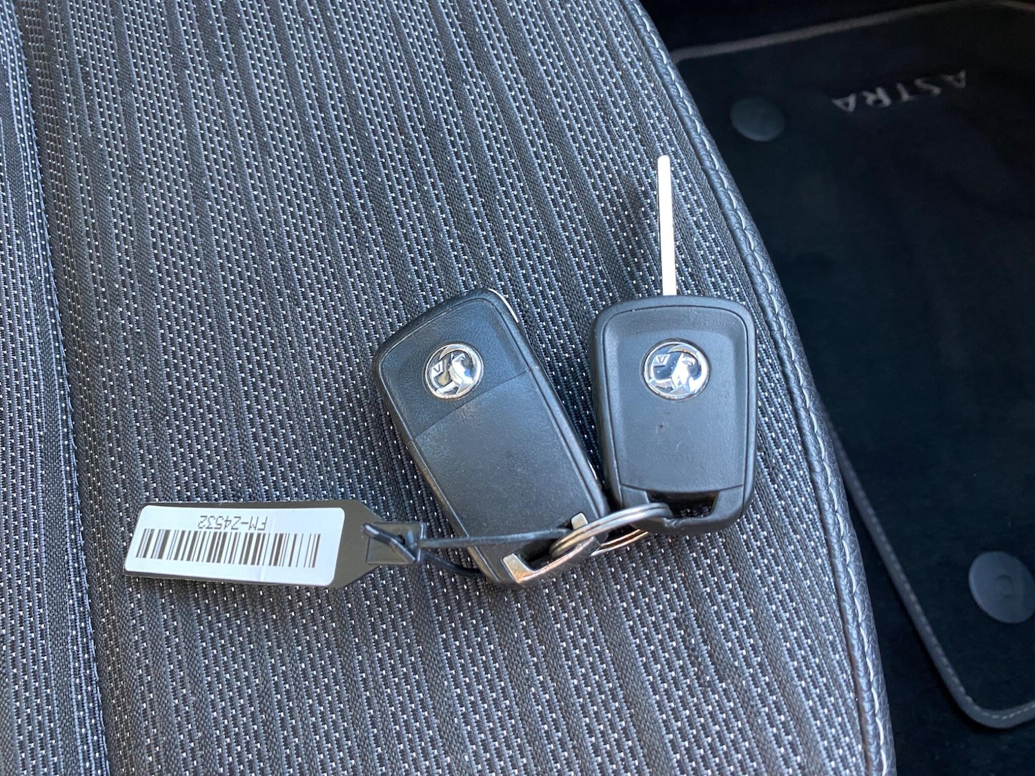 Used Vauxhall Astra 2014 for sale - 76760801: Photo 24