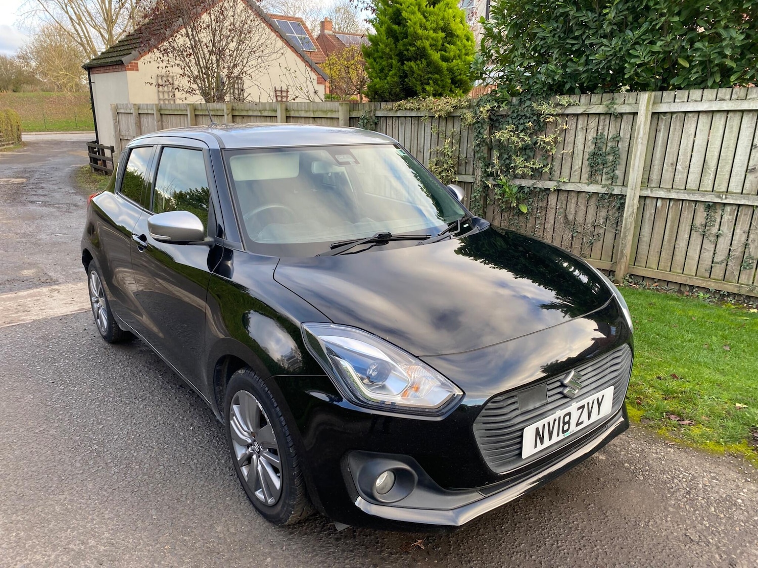 Used Suzuki Swift 2018 for sale - 76593610: Photo 13