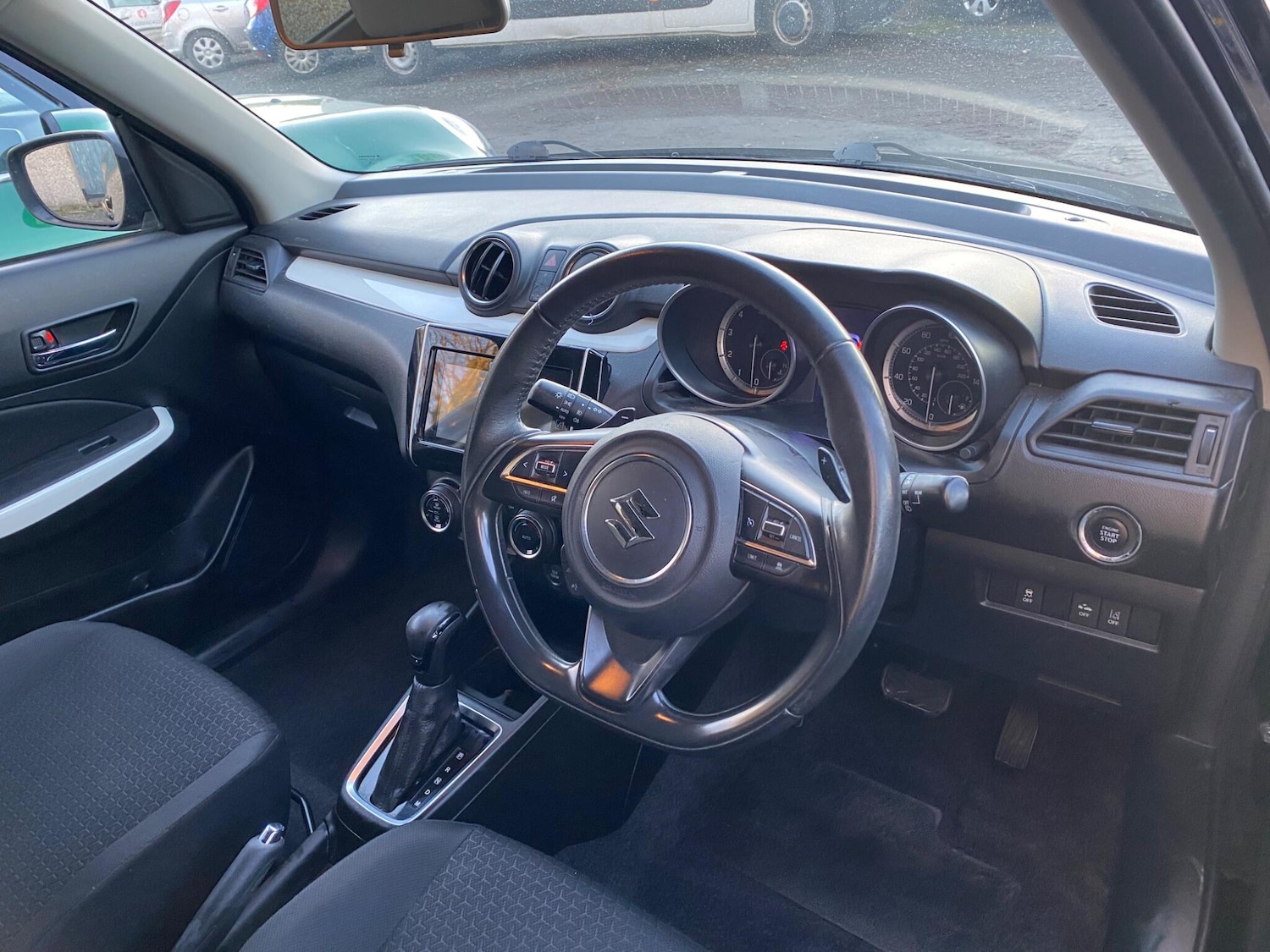 Used Suzuki Swift 2018 for sale - 76593610: Photo 14