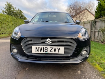 Used Suzuki Swift 2018 for sale - 76593610: Photo
