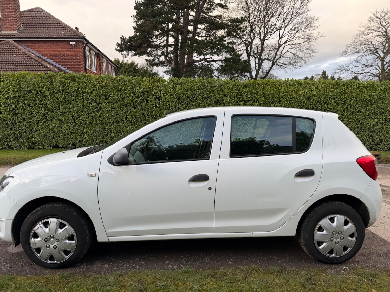 Used Dacia Sandero 2013 for sale - 77662627: Photo 9