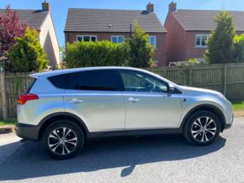Used Toyota RAV4 2015 for sale - 74623269: Photo