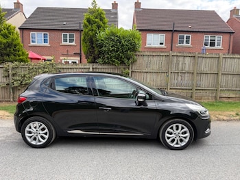 Used Renault Clio 2017 for sale - 79301576: Photo
