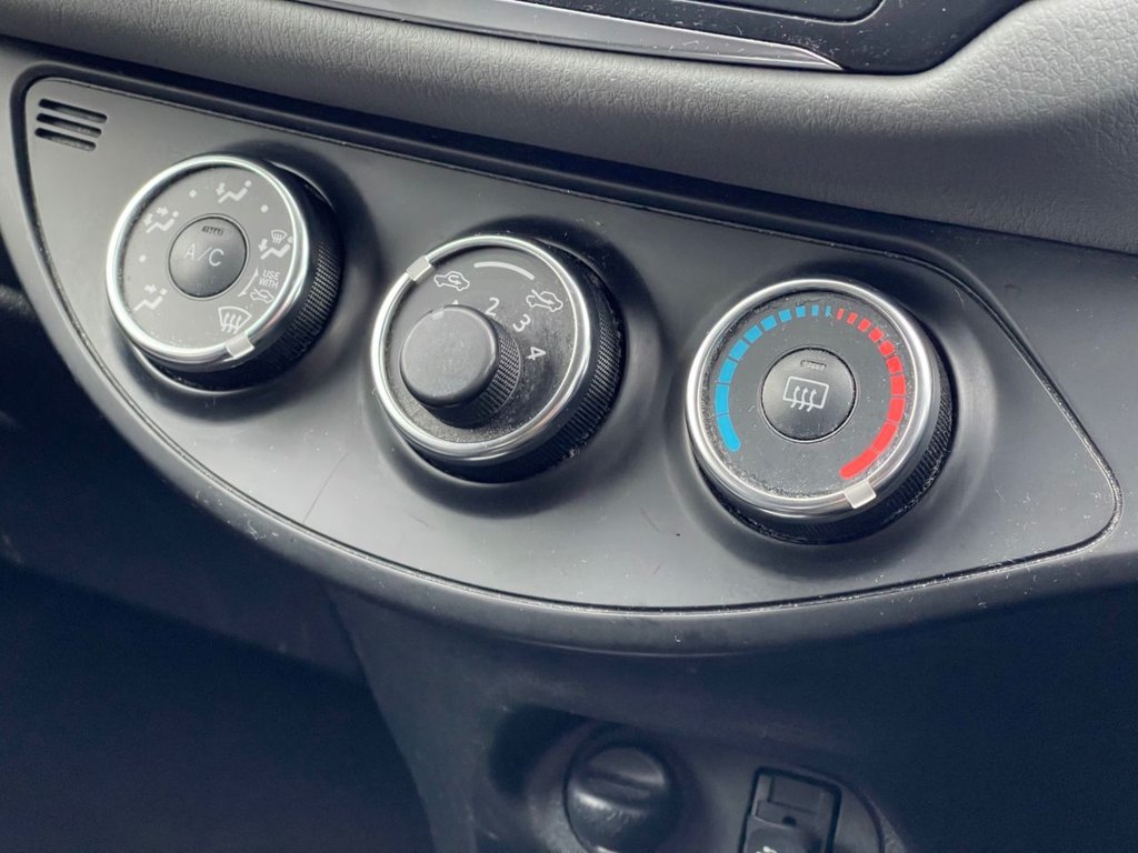 Used Toyota Yaris 2017 for sale - 76647715: Photo 14