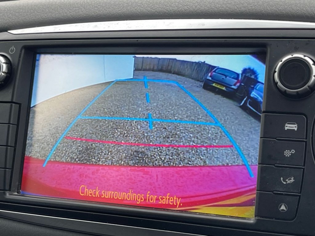 Used Toyota Yaris 2017 for sale - 76647715: Photo 2