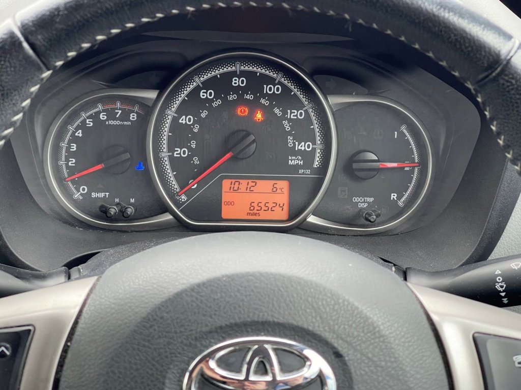 Used Toyota Yaris 2017 for sale - 76647715: Photo 3