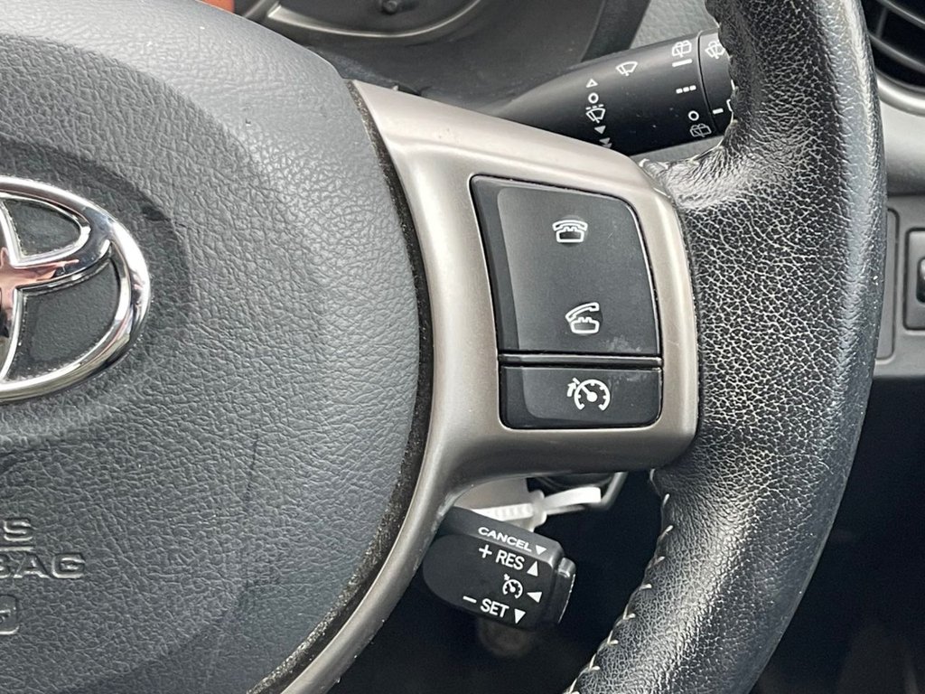 Used Toyota Yaris 2017 for sale - 76647715: Photo 5