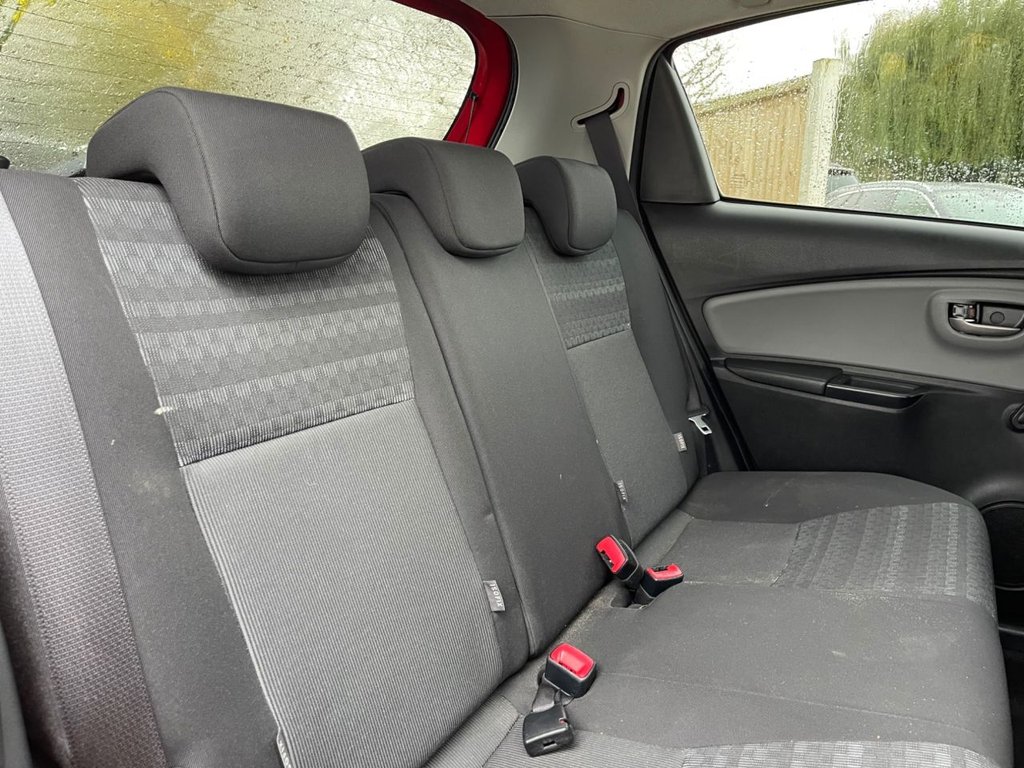 Used Toyota Yaris 2017 for sale - 76647715: Photo 7