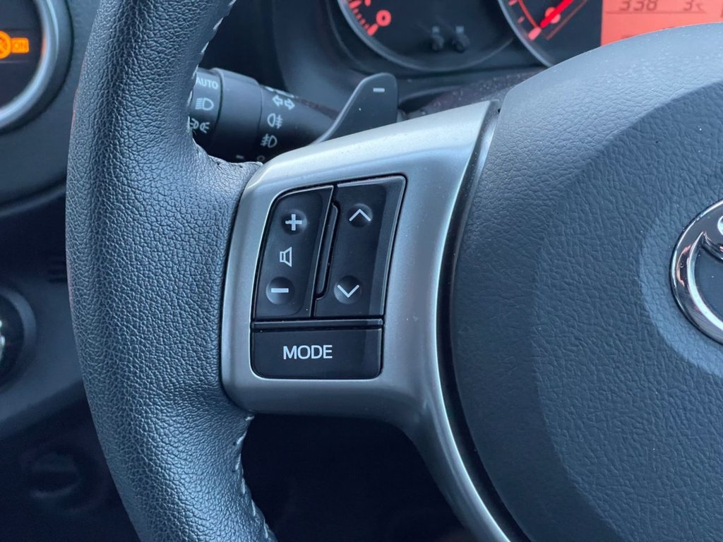 Used Toyota Yaris 2014 for sale - 77133534: Photo 11