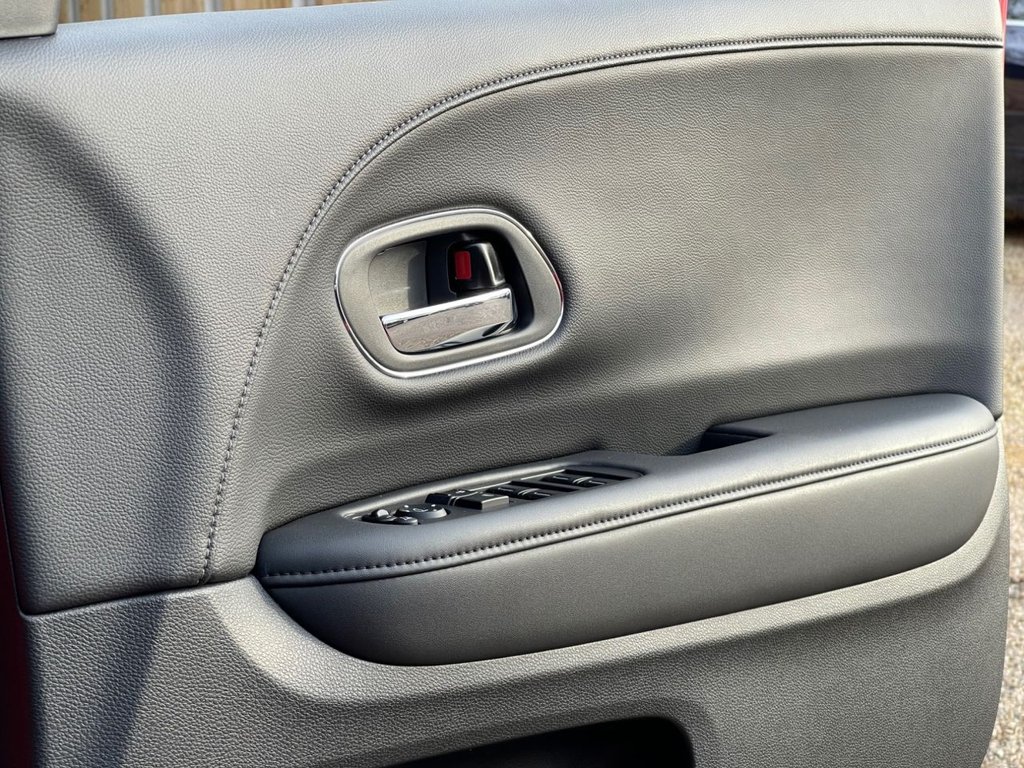 Used Honda HR-V 2018 for sale - 76986356: Photo 22