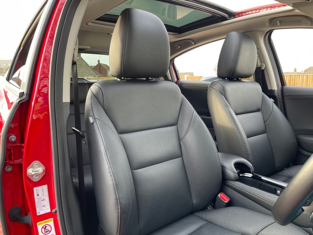 Used Honda HR-V 2018 for sale - 76986356: Photo 32