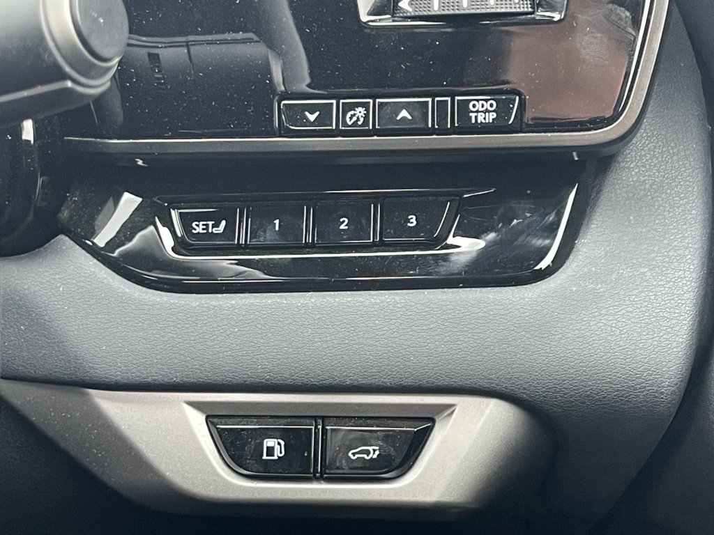 Used Lexus RX 2023 for sale - 76559254: Photo 24