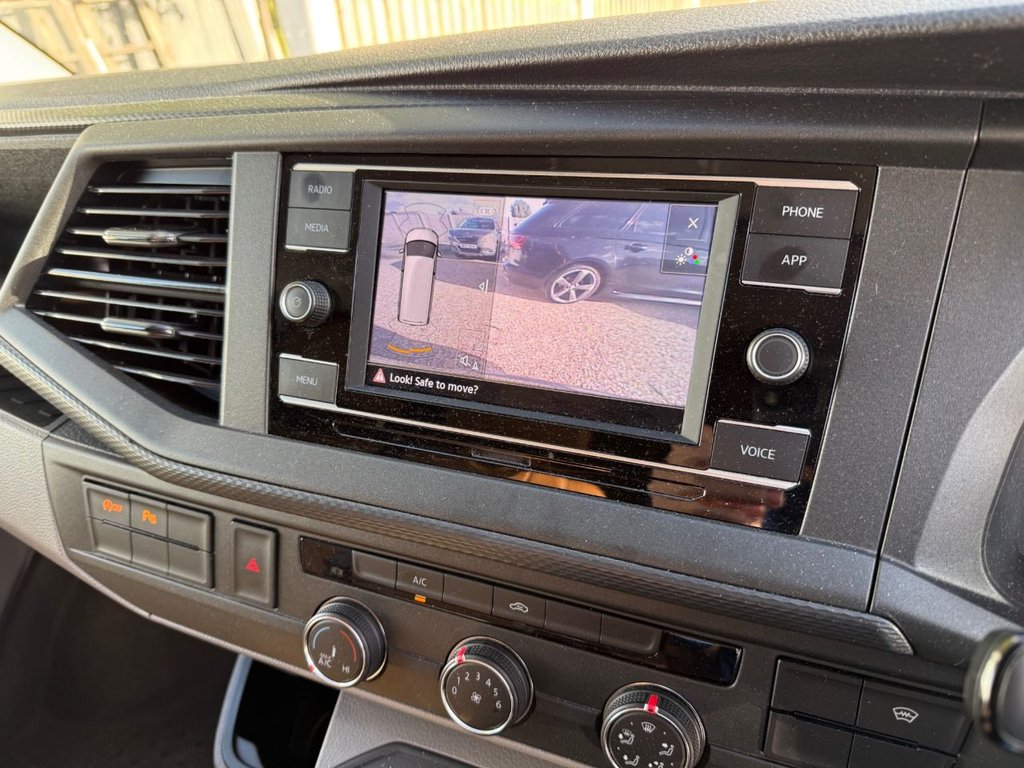 Used Volkswagen Transporter 2021 for sale - 75986171: Photo 5