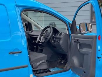 Used Volkswagen Caddy 2015 for sale - 78219397: Photo