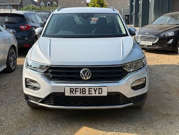 Used Volkswagen T-Roc 2018 for sale - 79245117: Photo