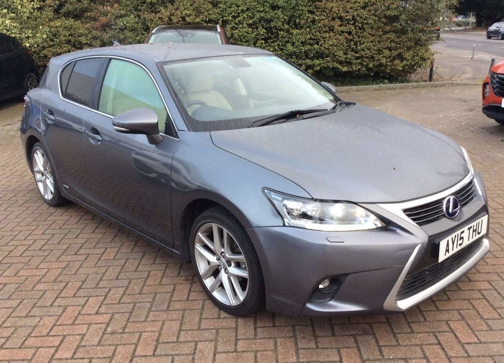 Used Lexus CT 2015 for sale - 76338634: Photo 1