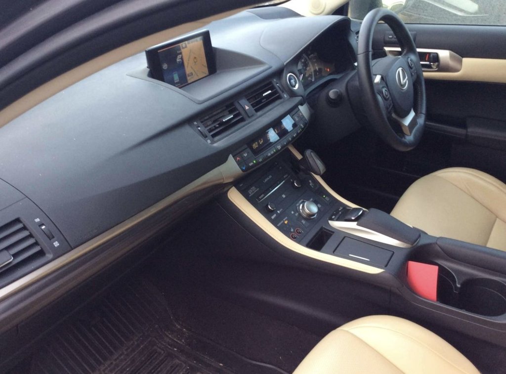 Used Lexus CT 2015 for sale - 76338634: Photo 9