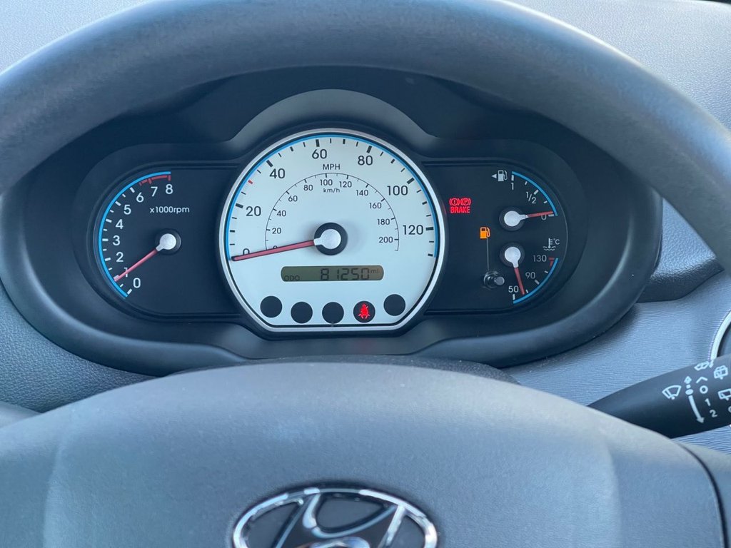 Used Hyundai i10 2010 for sale - 76665780: Photo 15