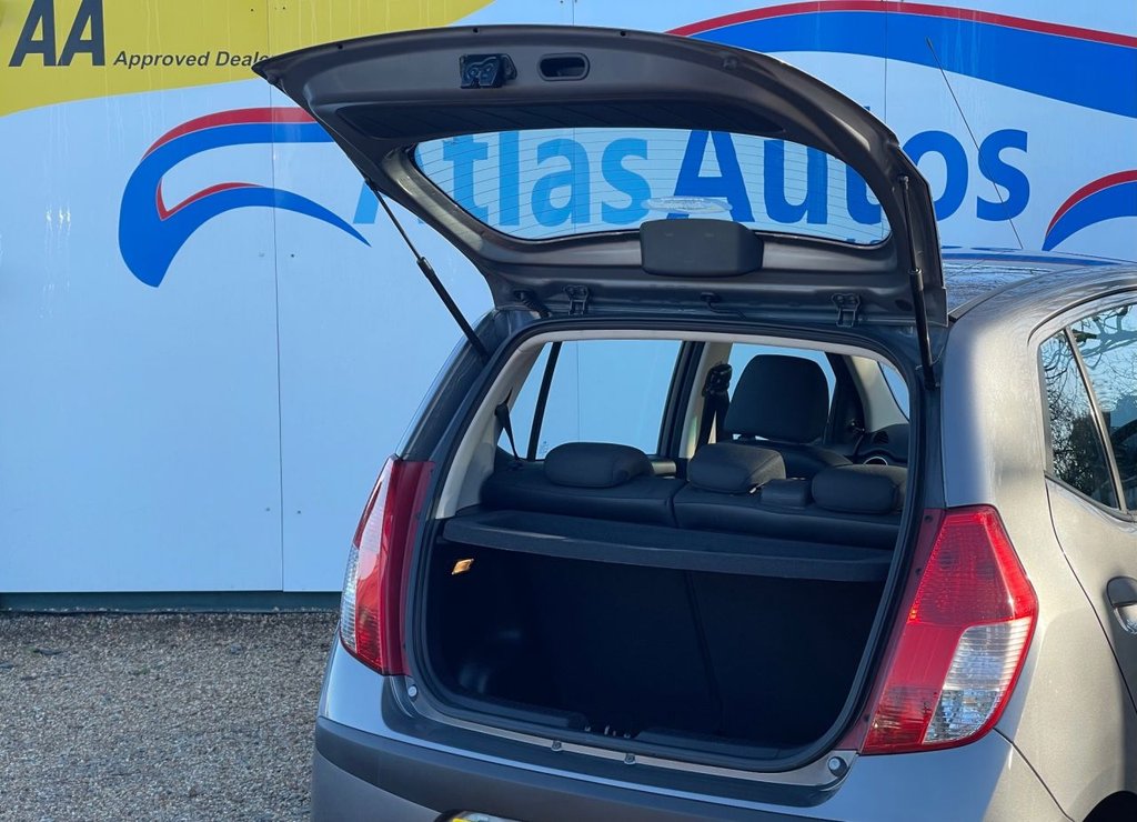 Used Hyundai i10 2010 for sale - 76665780: Photo 24