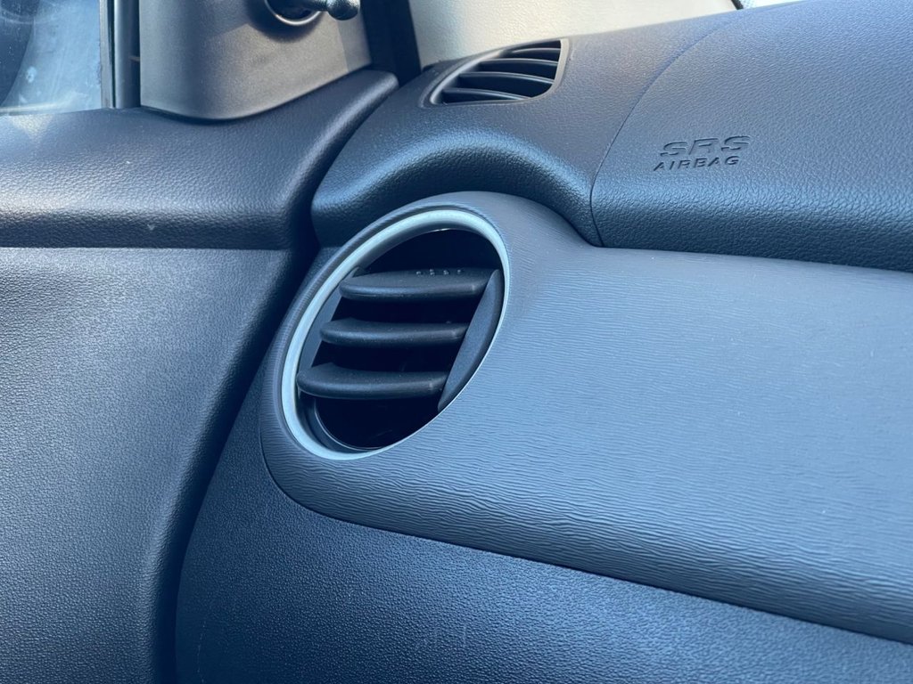 Used Hyundai i10 2010 for sale - 76665780: Photo 31