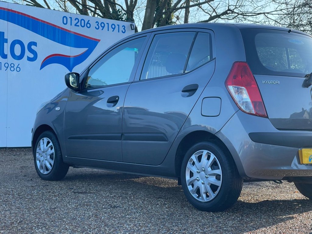 Used Hyundai i10 2010 for sale - 76665780: Photo 42