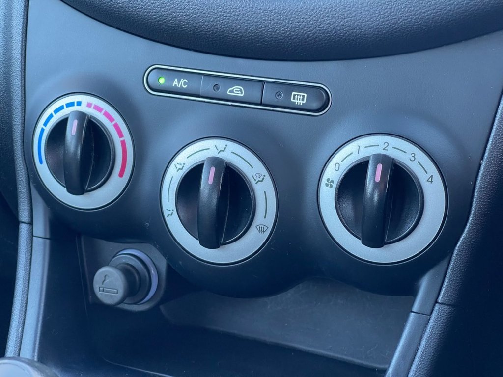 Used Hyundai i10 2010 for sale - 76665780: Photo 5