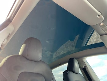 Used Tesla Model Y 2023 for sale - 75573380: Photo