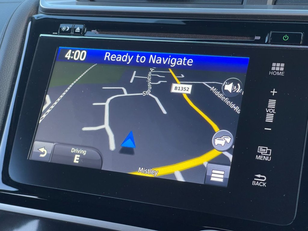 Used Honda Jazz 2016 for sale - 76202767: Photo 2