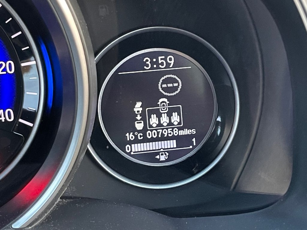 Used Honda Jazz 2016 for sale - 76202767: Photo 8